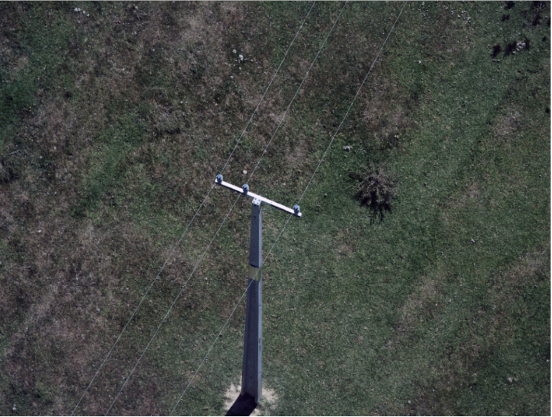 3D LiDAR image of overhead line and pole