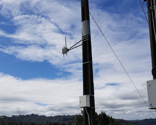 LoRaWAN sensor mounted on a pole